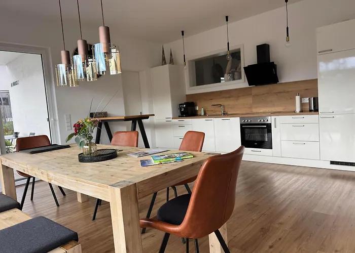 Haus Sonnenhang * 霍恩斯坦